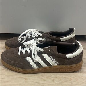 Adidas Handball Spezial Earth Strata/Off-white/Gum Women’s Sneakers size 8